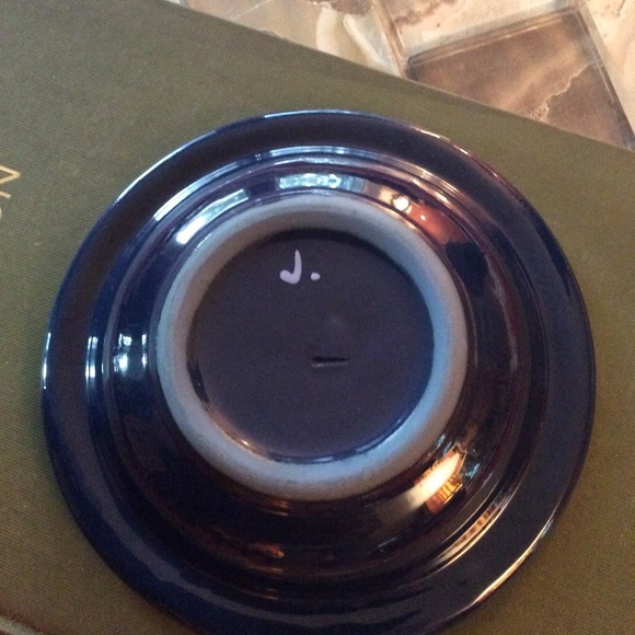 Ashtray - Picture 2 of 2